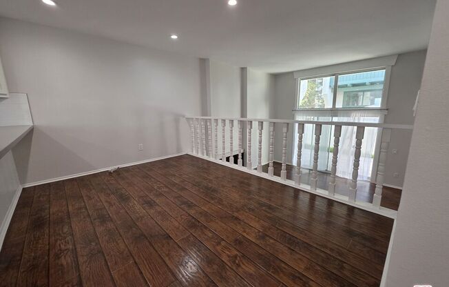 4866 1/2 MCCONNELL AVE