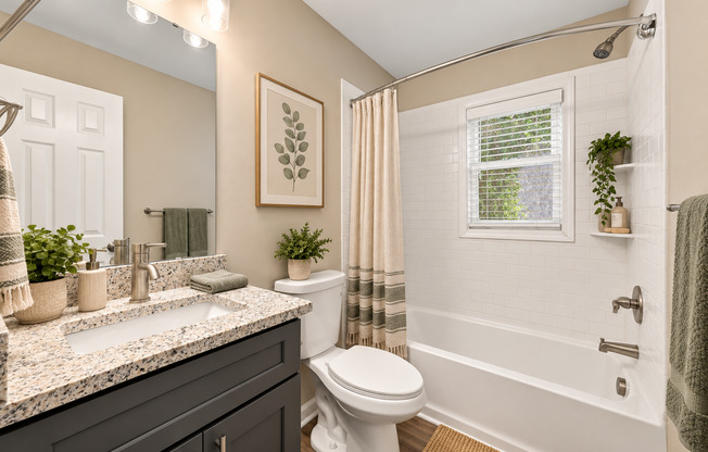 2 beds, 1 bath, 725 sqft, $1,147, Unit 1301-B
