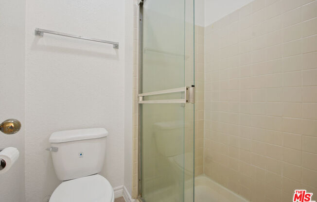Studio, 1 bath, 388 sqft, $2,200, Unit 522