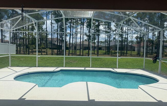 Beautiful Pool Home in Highlands Reserve Golf Community, Davenport