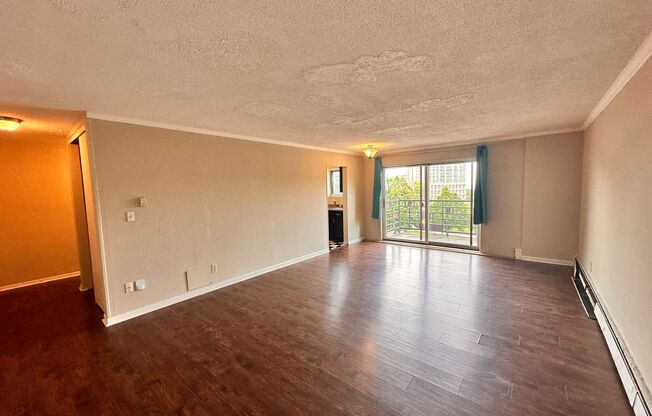 1321 Franklin