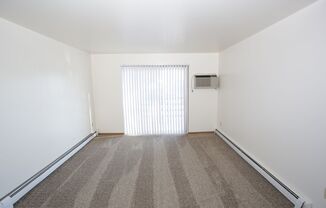 2 beds, 1 bath, $800, Unit 2523-13