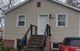 685 Randolph Avenue
