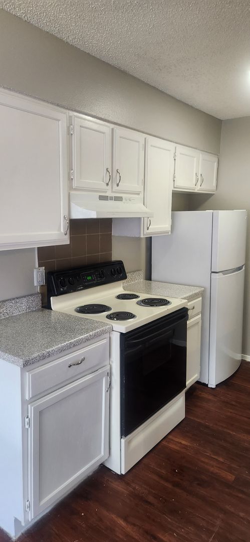 GRANT APARTMENTS