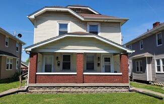 Updated 2 bedroom Townhouse - Garfield Park-South Neighborhood