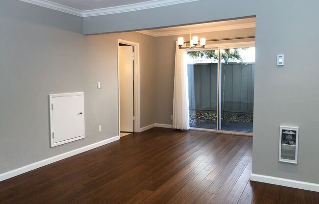 2 beds, 1.5 baths, 1,000 sqft, $3,695, Unit 11