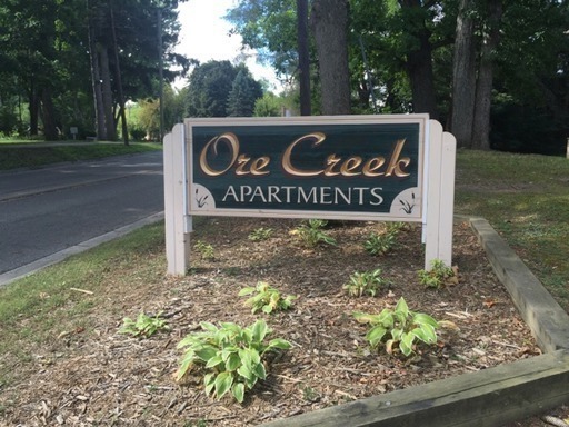 2 beds, 1 bath, 1,000 sqft, $1,295, Unit 615 Flint Rd. #5