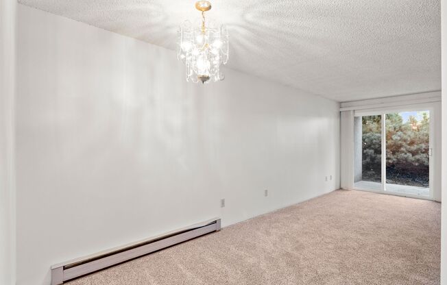 2 beds, 1 bath, $1,175, Unit 512-1