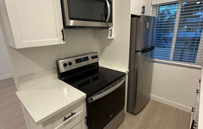 1 bed, 1 bath, 595 sqft, $2,295, Unit 21