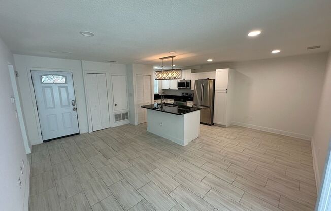 2 beds, 1 bath, $1,750