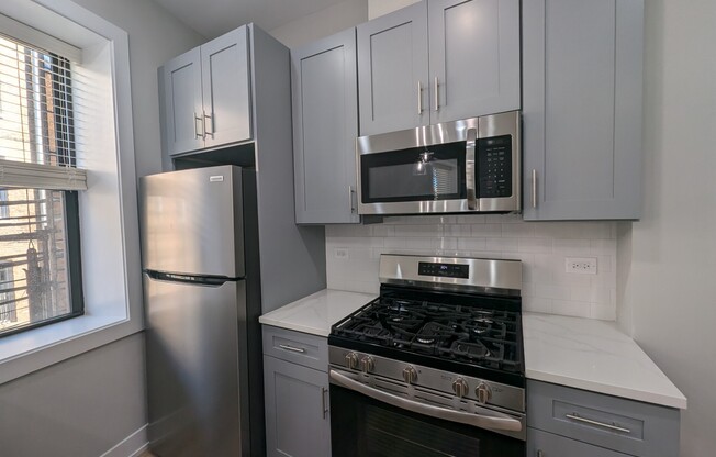 428 W Belden St