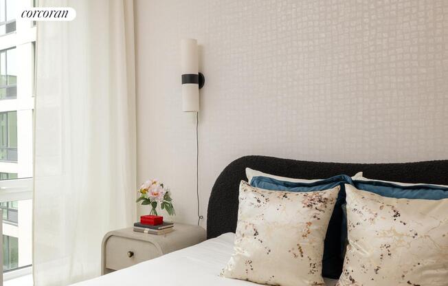 2 beds, 2 baths, $4,125, Unit 914N