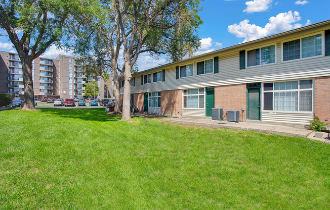 Grassy areas to enjoy the sunshine