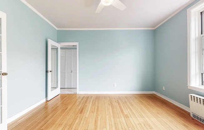 37 22 85 ST
