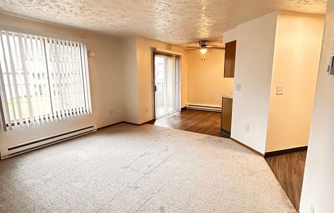 1 bed, 1 bath, 660 sqft, $1,250, Unit W - 043