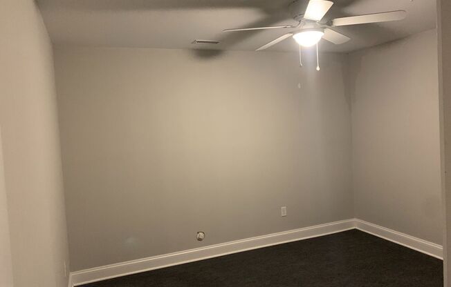 2 beds, 2 baths, 914 sqft, $1,525, Unit APT A