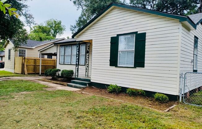 4431 Adams Avenue (4 Bed/2 Bath) Home