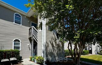717 H BRAGG DR