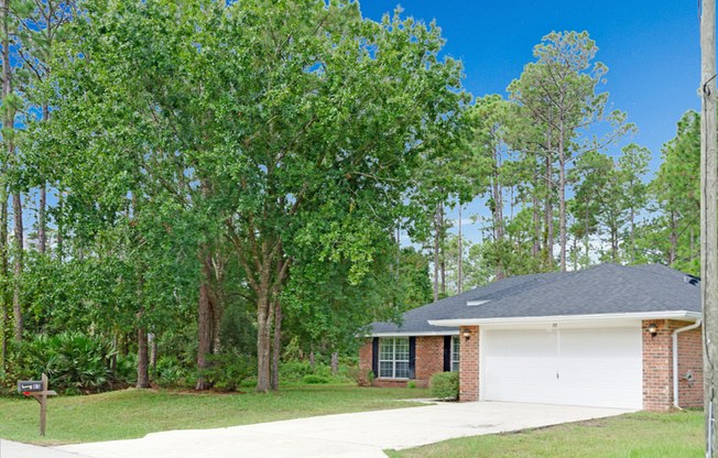 83 BRUSHWOOD LN