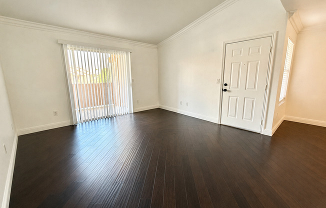 1 bed, 1 bath, $1,250, Unit # 2011