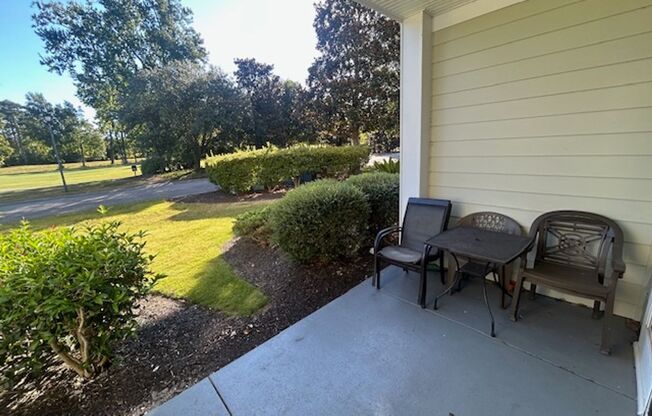 2 beds, 2 baths, $1,800