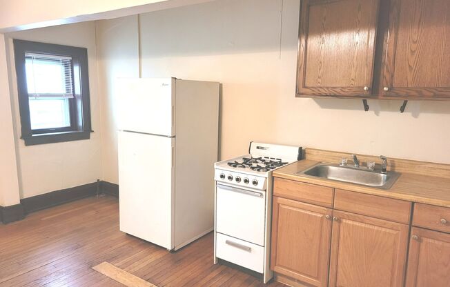 1315 Cass