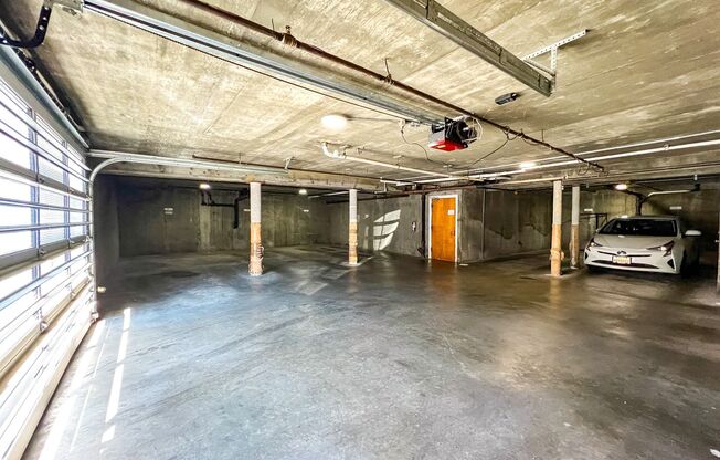 3 beds, 2 baths, 1,390 sqft, $3,095, Unit 401