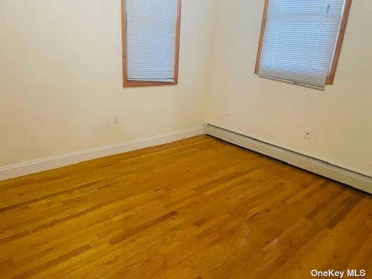 2 beds, 1 bath, 850 sqft, $2,700