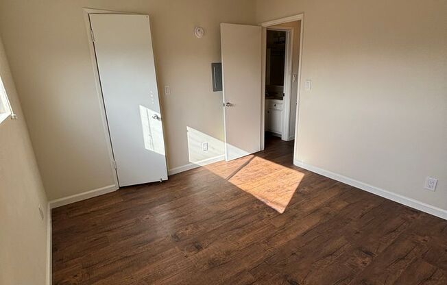 1 bed, 1 bath, $2,495, Unit 19