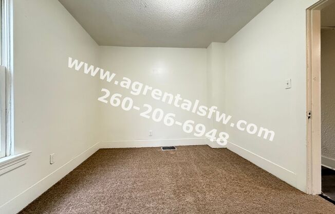 2 beds, 1 bath, 576 sqft, $795, Unit 2