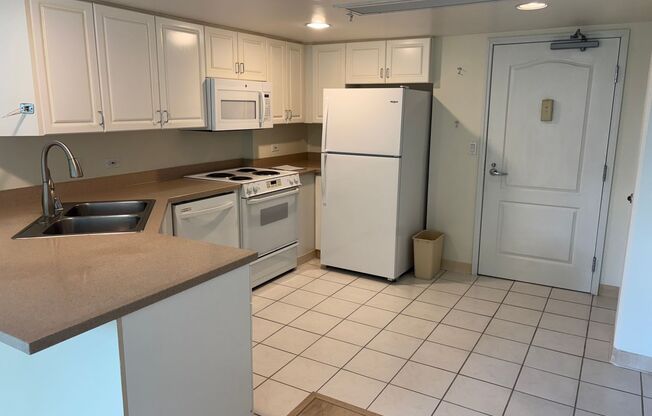 2 beds, 1 bath, $2,809.54, Unit # 403