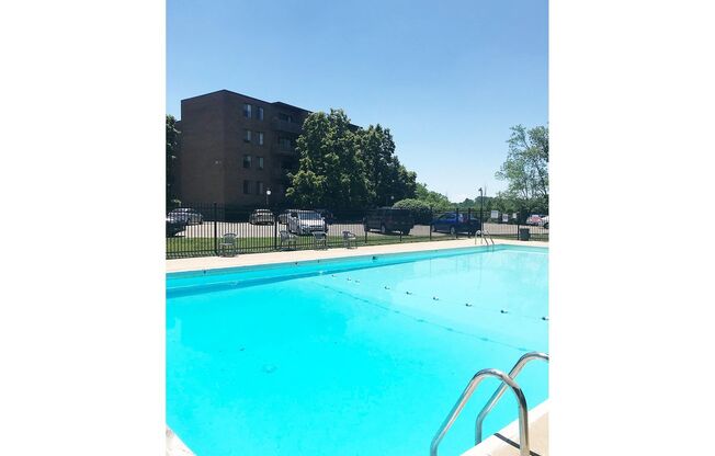 2 beds, 2 baths, 1,100 sqft, $1,295, Unit 1600-311