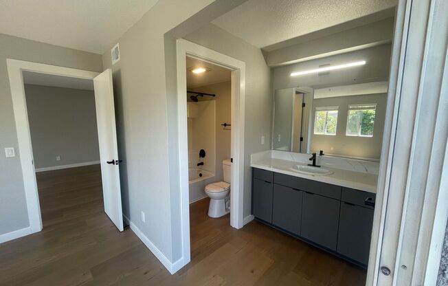 2 beds, 2 baths, 1,013 sqft, $3,515, Unit F-312