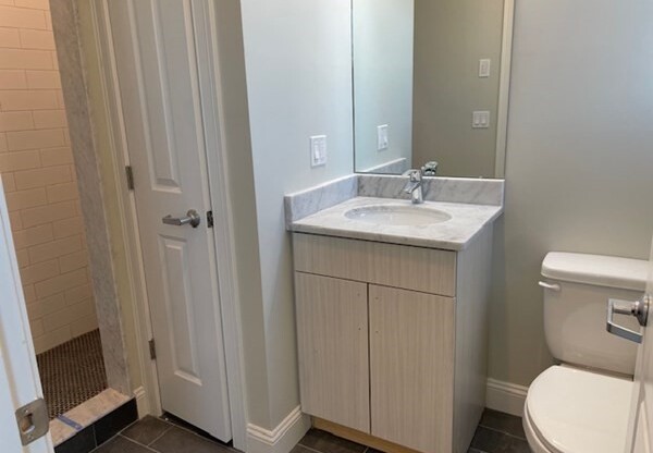 Studio, 1 bath, 333 sqft, $1,850, Unit 204