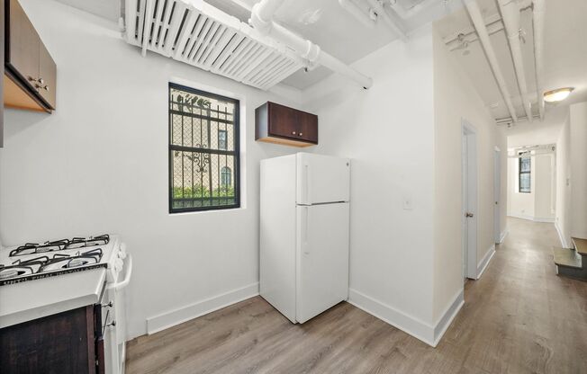 1 bed, 1 bath, 579 sqft, $1,450, Unit 1542-GO