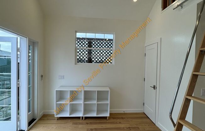 Studio, 1 bath, 297 sqft, $1,399, Unit 2623