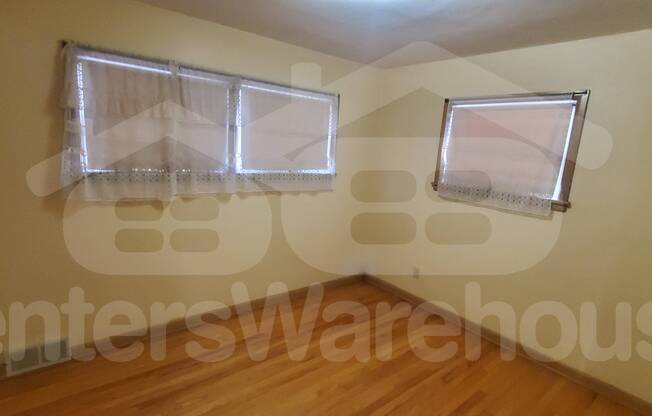 3353 S 63 ST