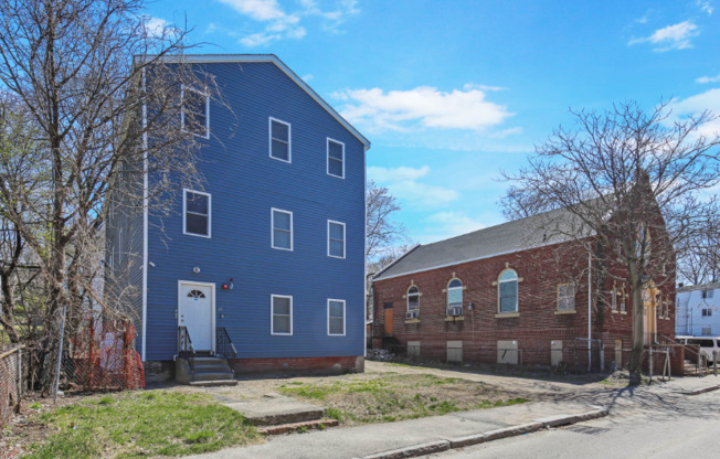 15 XX HAWLEY ST