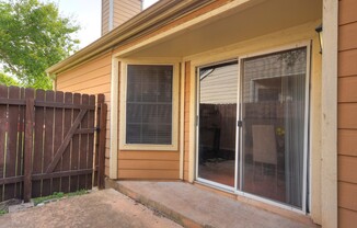 2 beds, 2 baths, 989 sqft, $1,695, Unit 11601B