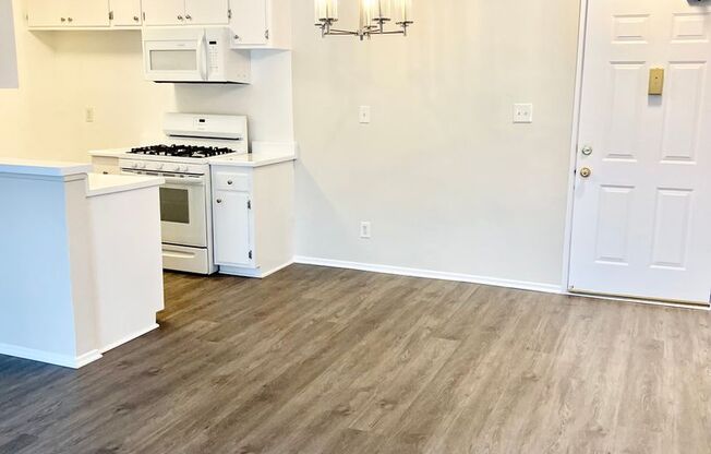 1 bed, 1 bath, 648 sqft, $1,995, Unit 205