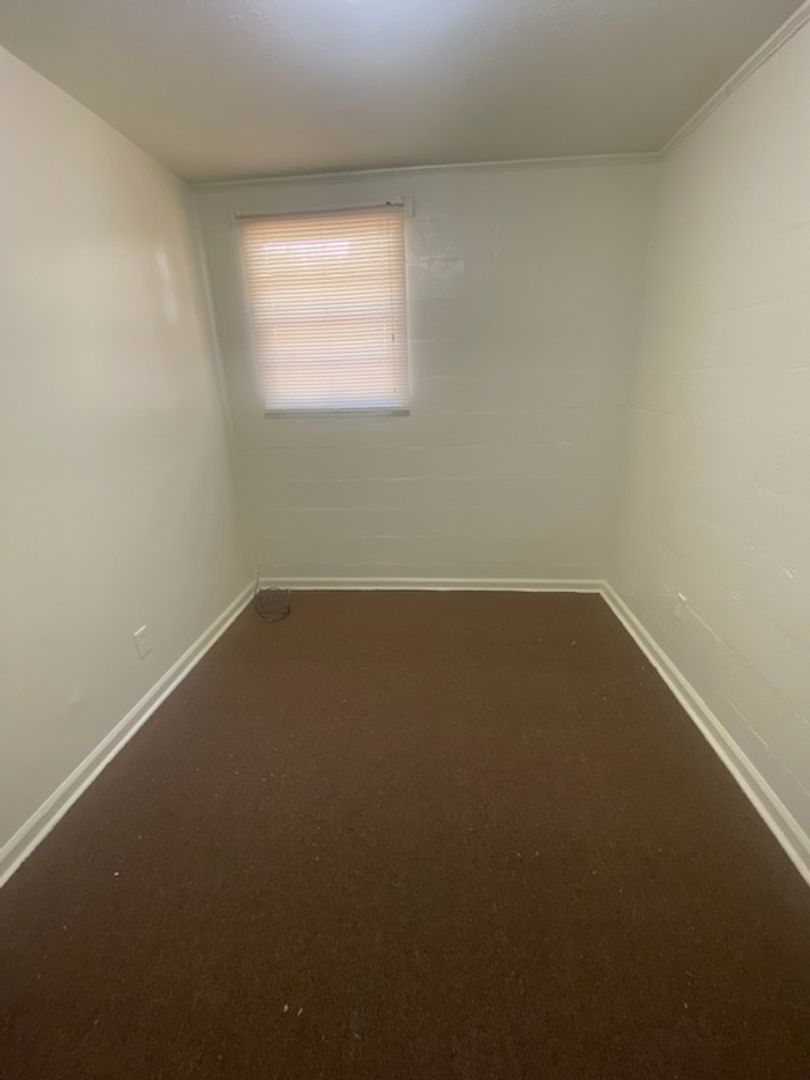 BEALLWOOD AVE 4010 A-C
