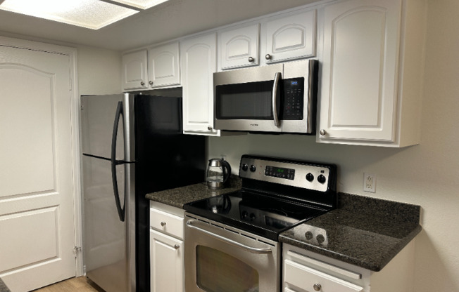 12067 ALTA CARMEL CT