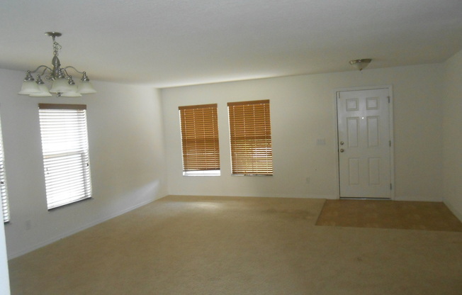 3 beds, 2.5 baths, $2,595