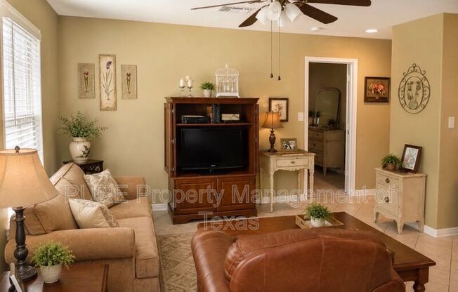 1623 BREEZY CV