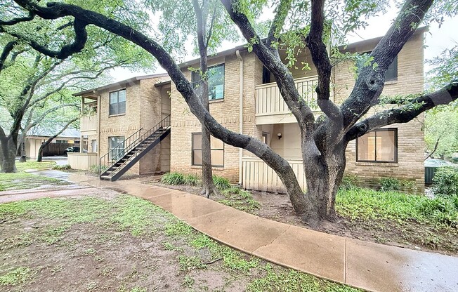8210 Bent Tree Rd, Austin TX