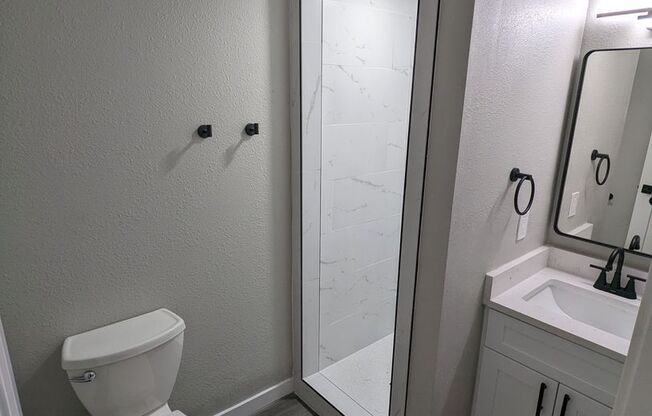 3 beds, 2 baths, 1,146 sqft, $1,695, Unit Unit 49