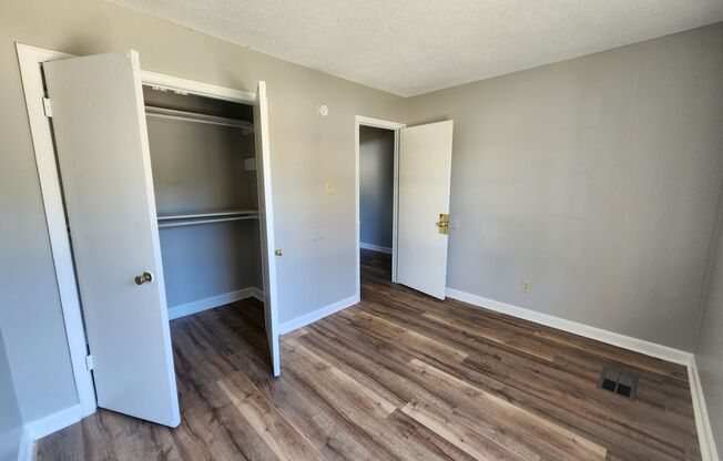 2 beds, 1.5 baths, 750 sqft, $975, Unit 353P