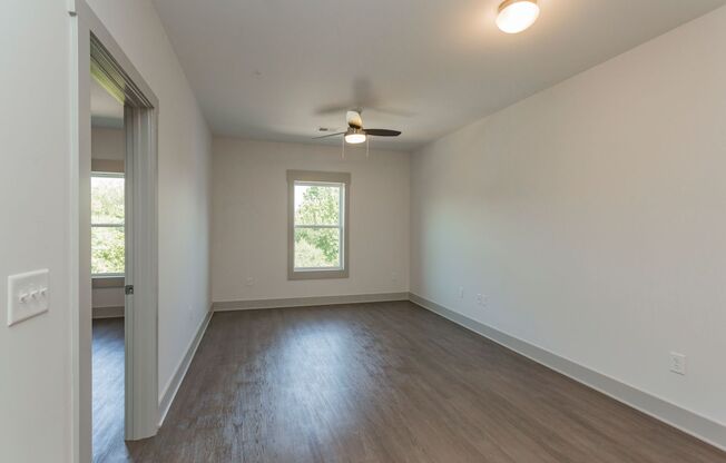 1 bed, 1 bath, 665 sqft, $1,715