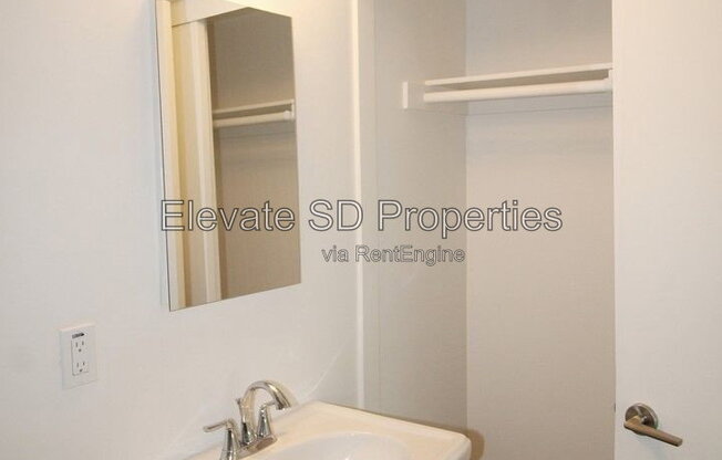 3 beds, 3.5 baths, 1,800 sqft, $4,995