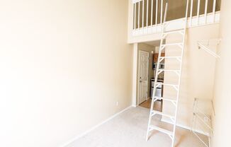 Studio, 1 bath, 137 sqft, $1,065, Unit 5E